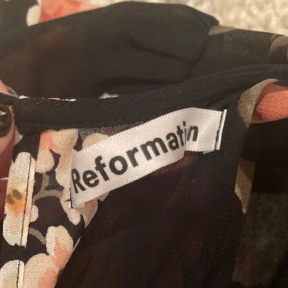 Reformation Black Floral Andre Dress in Vivette - Picture 3 of 5